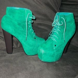 🚫SOLD🚫 GLAZE Green Bootie